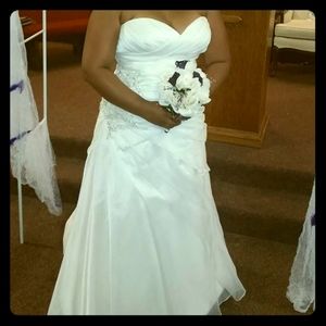Ivory Wedding Dress